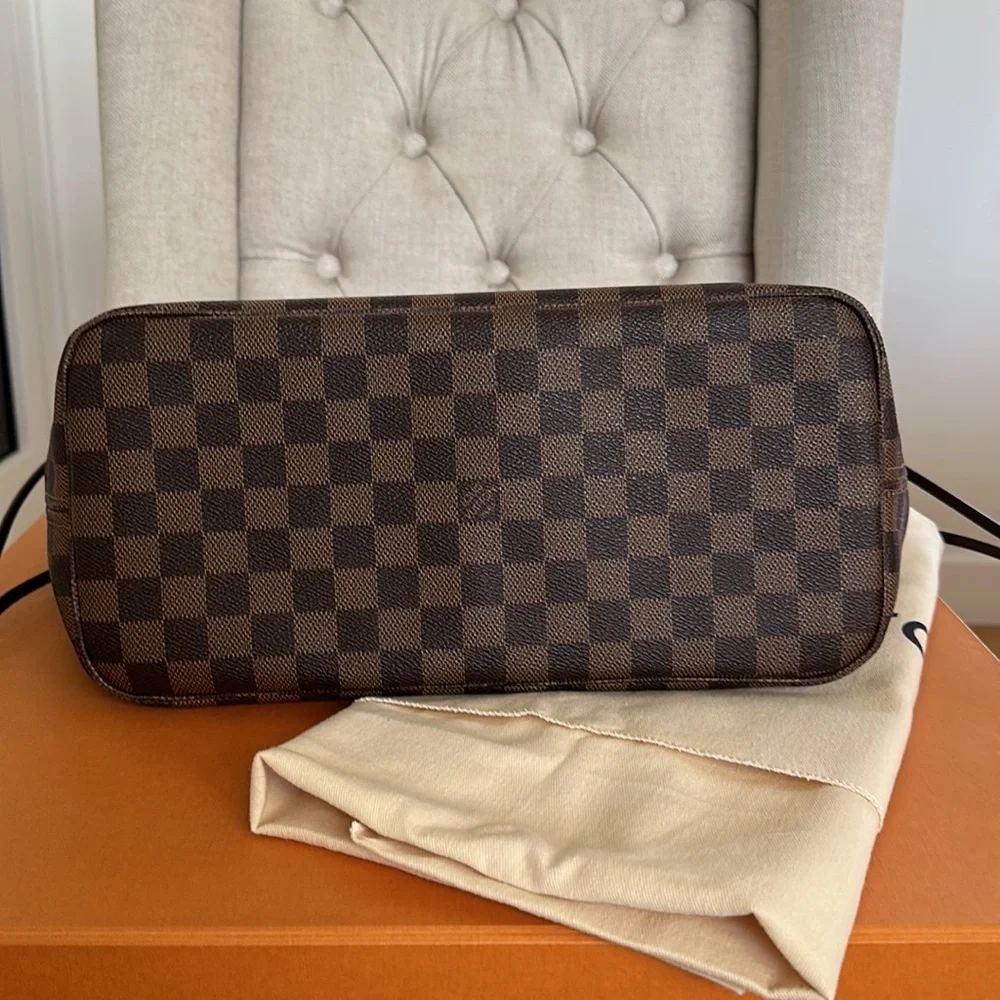 Louis Vuitton Neverfull MM pink lining - Picture 6 of 16